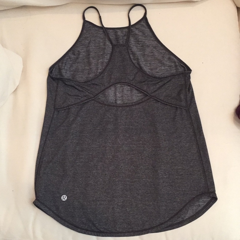 Lululemon workout tank